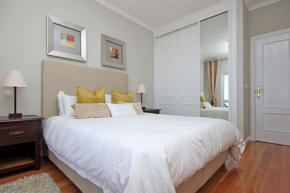 VALE FORMOSO APARTMENT
