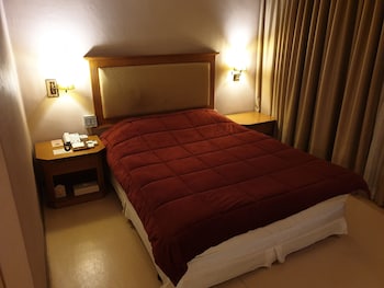 SOLIUM BUSINESS HOTEL