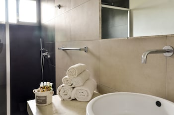 HOTEL LUNA LLENA