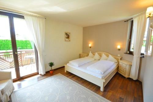 PENSION NATURA (37 KM FROM SIBIU)