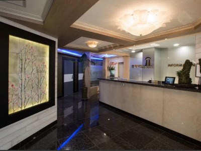 MJ HOTEL