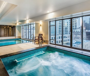 METROPOLIS 1 BEDROOM WITH PARKING