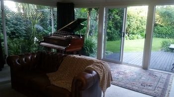 BERNI'S BOUTIQUE BNB AIRPORT