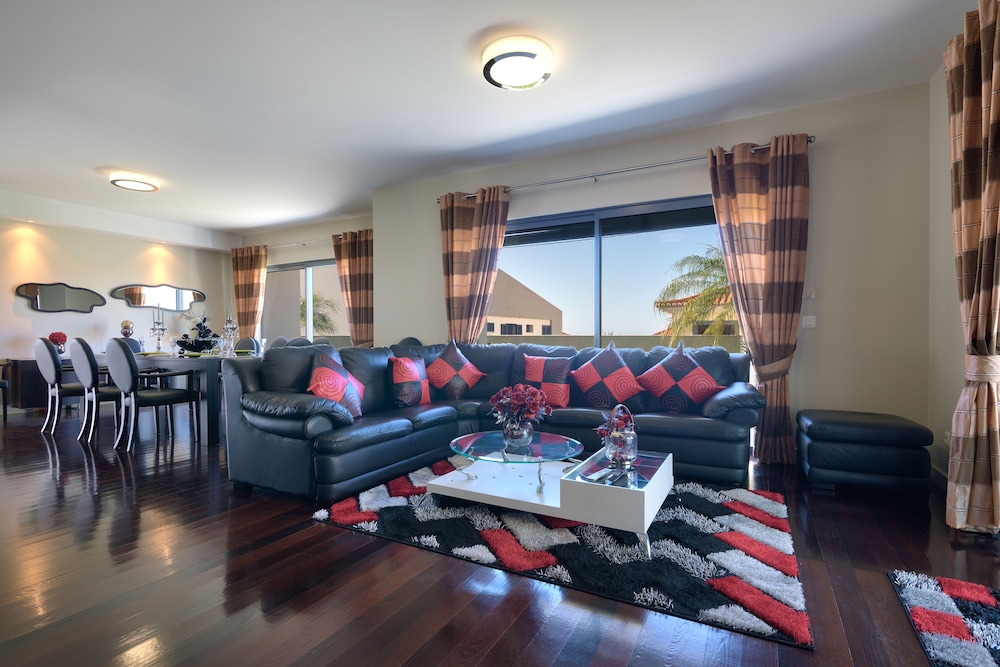 SHEPARD VILLA