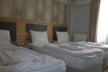 GRAND GARA HOTEL