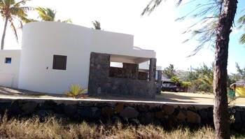 LE SHANOA