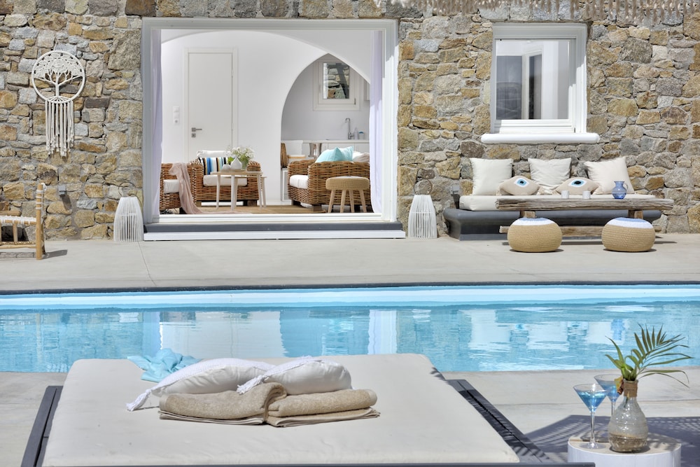 VILLA BLANCA DUO