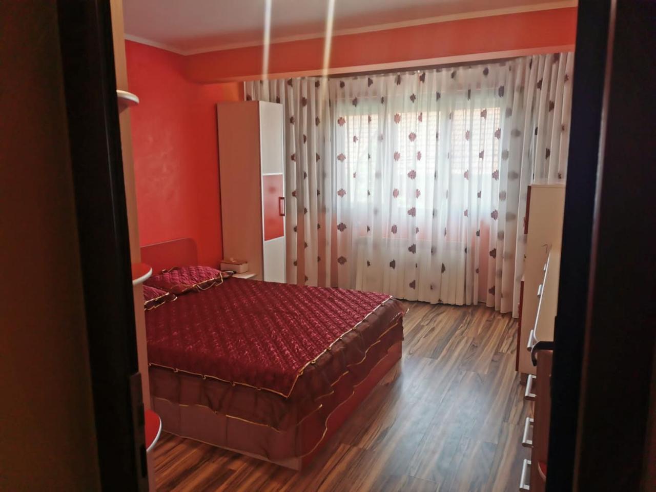 APARTAMENTUL ARIANA CU PARCARE GRATUITA