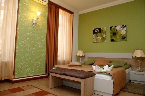 AZOYAN GUEST HOUSE