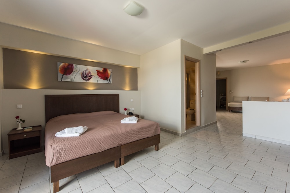 MIRTILOS STUDIOS AND APARTMENTS