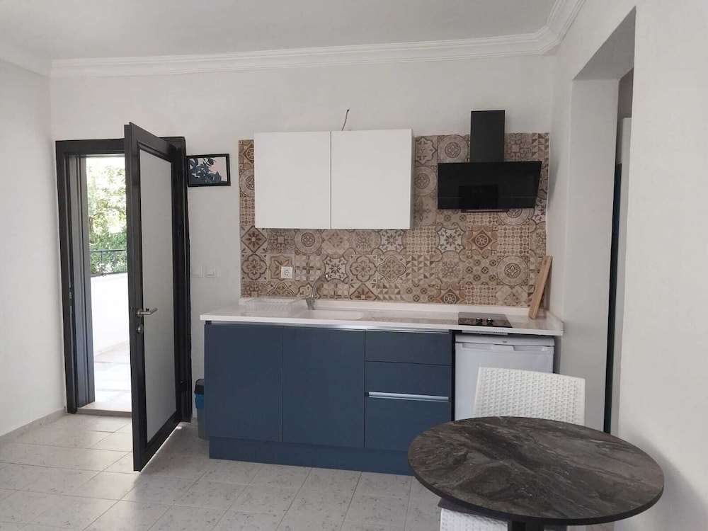 HANLI APART OTEL ( 21 KM FROM MARMARIS )