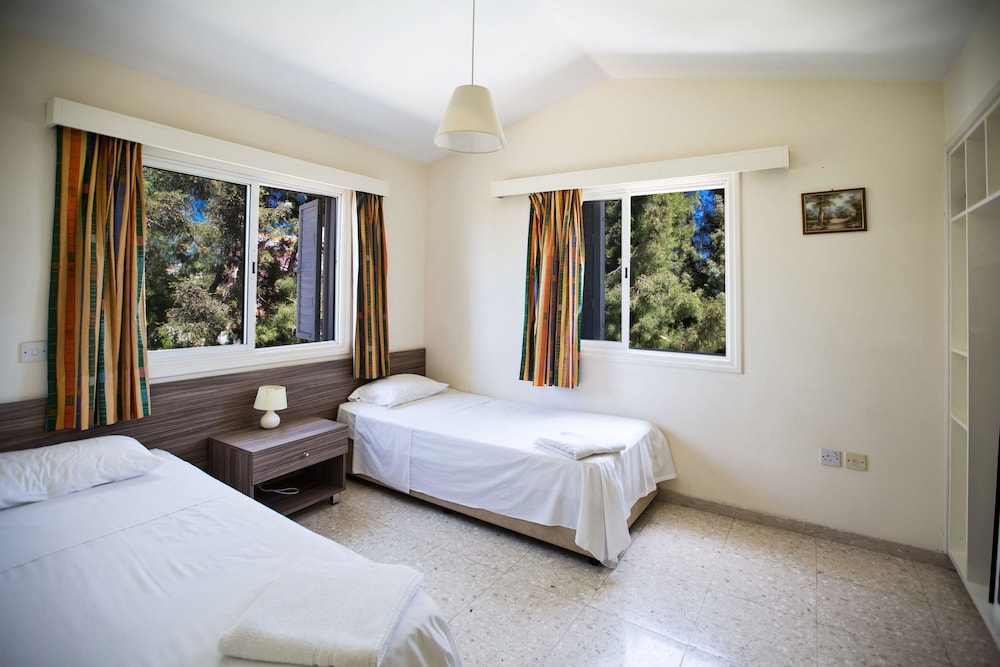 VILLA NAPA BEACH 4 GOLD