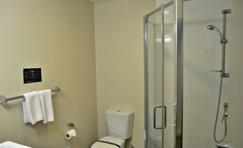 AUCKLAND CITY HOTEL - HOBSON STREET