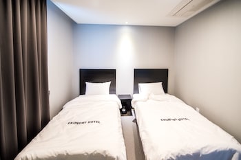 EKONOMY HOTEL JEONGSEON