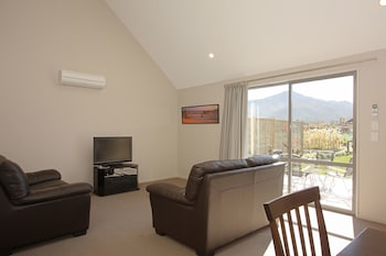 HANMER APARTMENTS