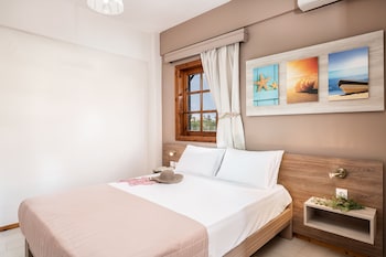 CATHRIN SUITES