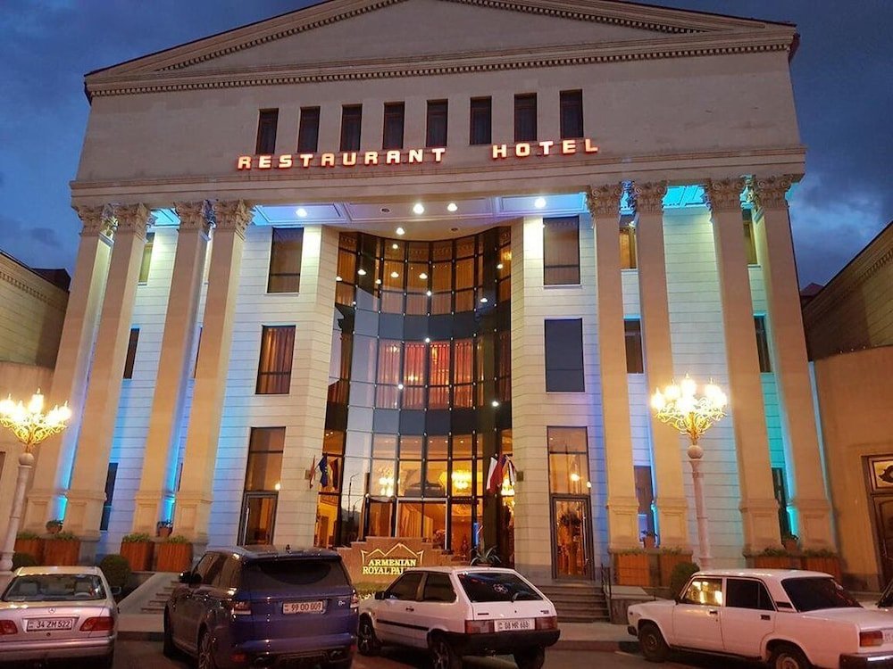 ARMENIAN ROYAL PALACE
