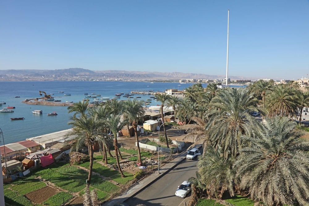 LA RIVA HOTEL