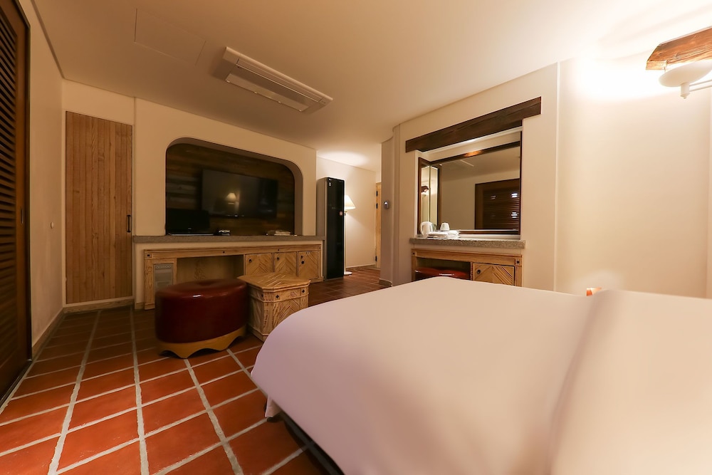 HOTEL ES CHEONGJU