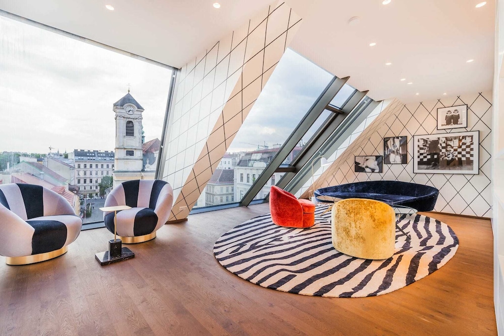 PENTHOUSE NEAR THE TOWN HALL VIENNA