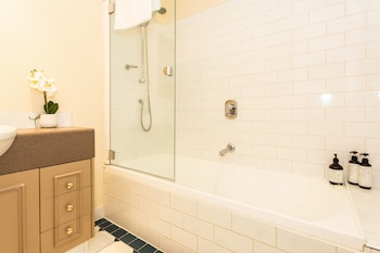 OGB SUITES