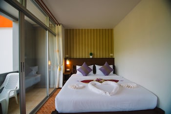 LANTA NICE BEACH HOUSE