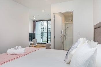 STAR QUEENS SERVICED APARTMENTS