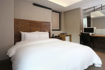 E-HOTEL