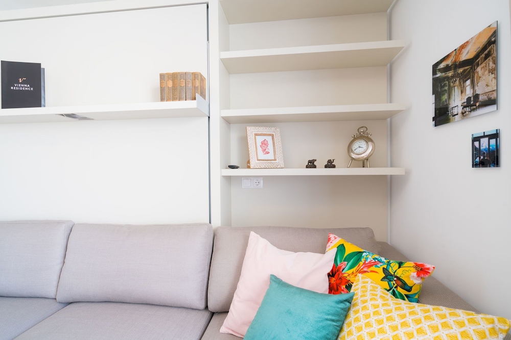 VIENNA RESIDENCE STYLISH APARTMENT WITH TERRACE AND AIR CONDITIONING N