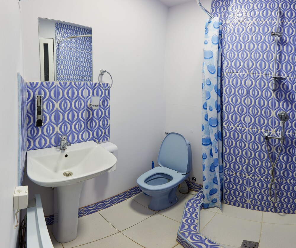 LUYS HOSTEL & TOURS