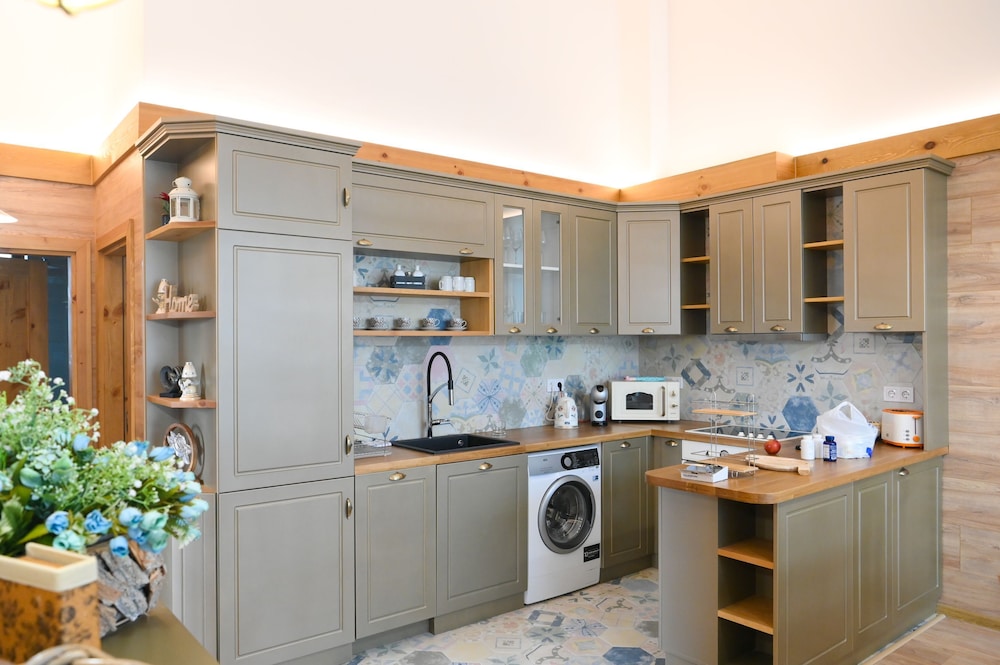 VILLA RAPHAEL NEAR PIRIN GOLF RESORT