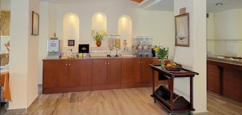 LITTLE INN