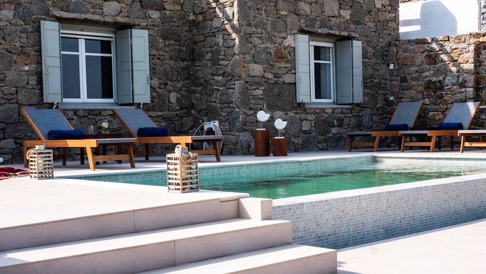 ORTUS NAVY MYKONIAN LUX VILLA