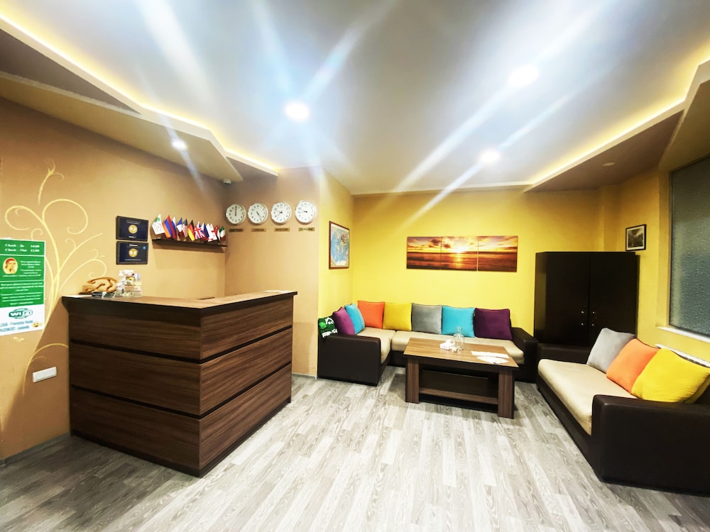 DOMINO YEREVAN HOSTEL & TOURS