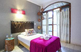 HOTEL KIN HA PUEBLO