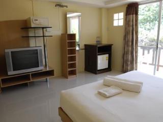 LANTA THIP HOUSE