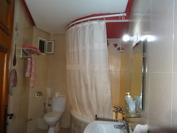 LEYNA VACANCY HOMES