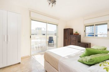SEA N'RENT - 18 BEN YEHUDA TEL AVIV