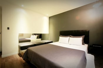 CHUNCHEON URBANE HOTEL