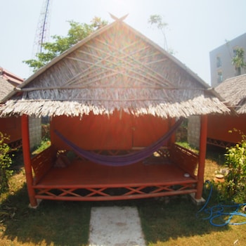 HATZANDA BAMBOO HOUSE