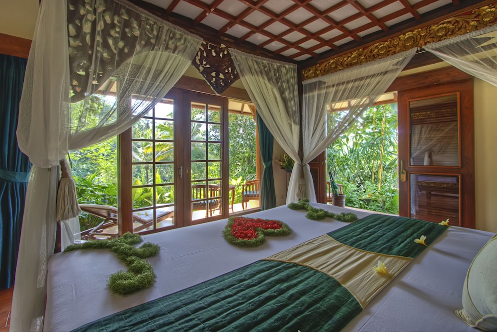 ALAM SARI KELIKI RESORT & SPA