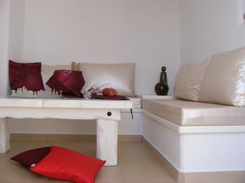 BLUE PERLA SUITES