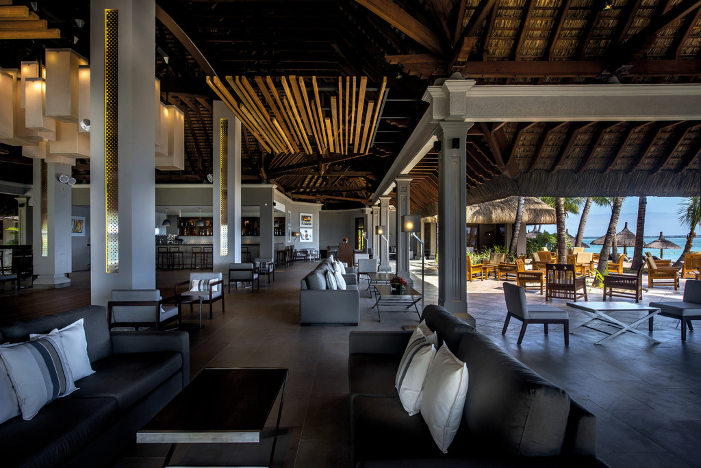 PARADIS BEACHCOMBER GOLF RESORT AND SPA