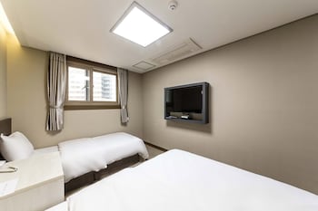 LUMIA HOTEL MYEONGDONG