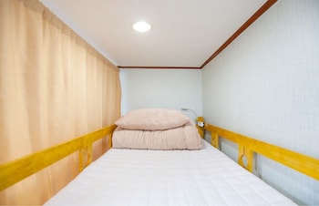 LONG ISLAND GUESTHOUSE - HOSTEL