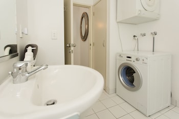 TOWNY - CENTRAL CITY RETREAT - 2 BEDROOMS