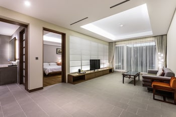 TOSCANA HOTEL