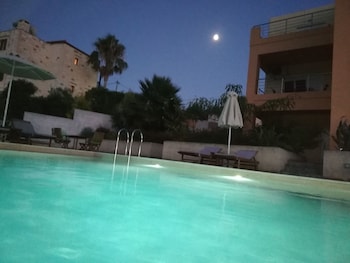 CYAN ICONS VILLAS