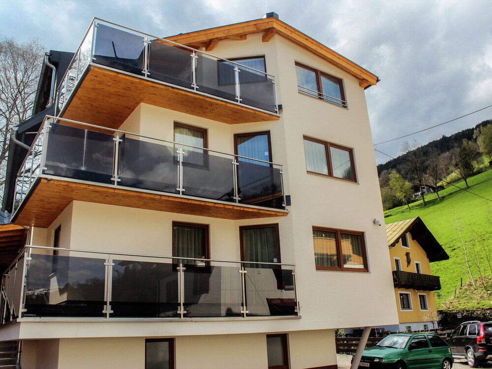LUXURIOUS CHALET IN ZELL AM SEE NEAR SKI AREA