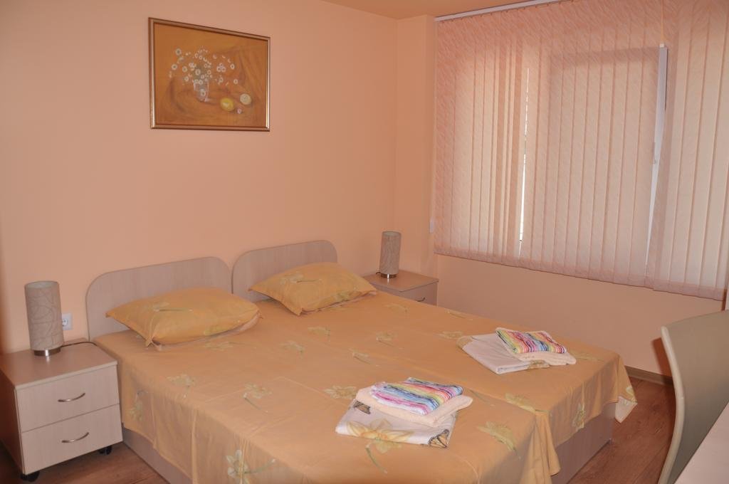 VARNA SEA GARDEN STUDIOS